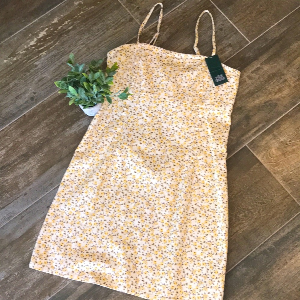 Wild Fable yellow flower dress size medium